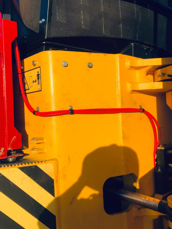 Landfill Compactor TANA 320 Fire Suppression hose lines