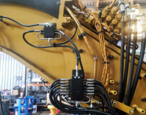 Lincoln Lubrication Installation Auto Greaser System - Grease divider Valves